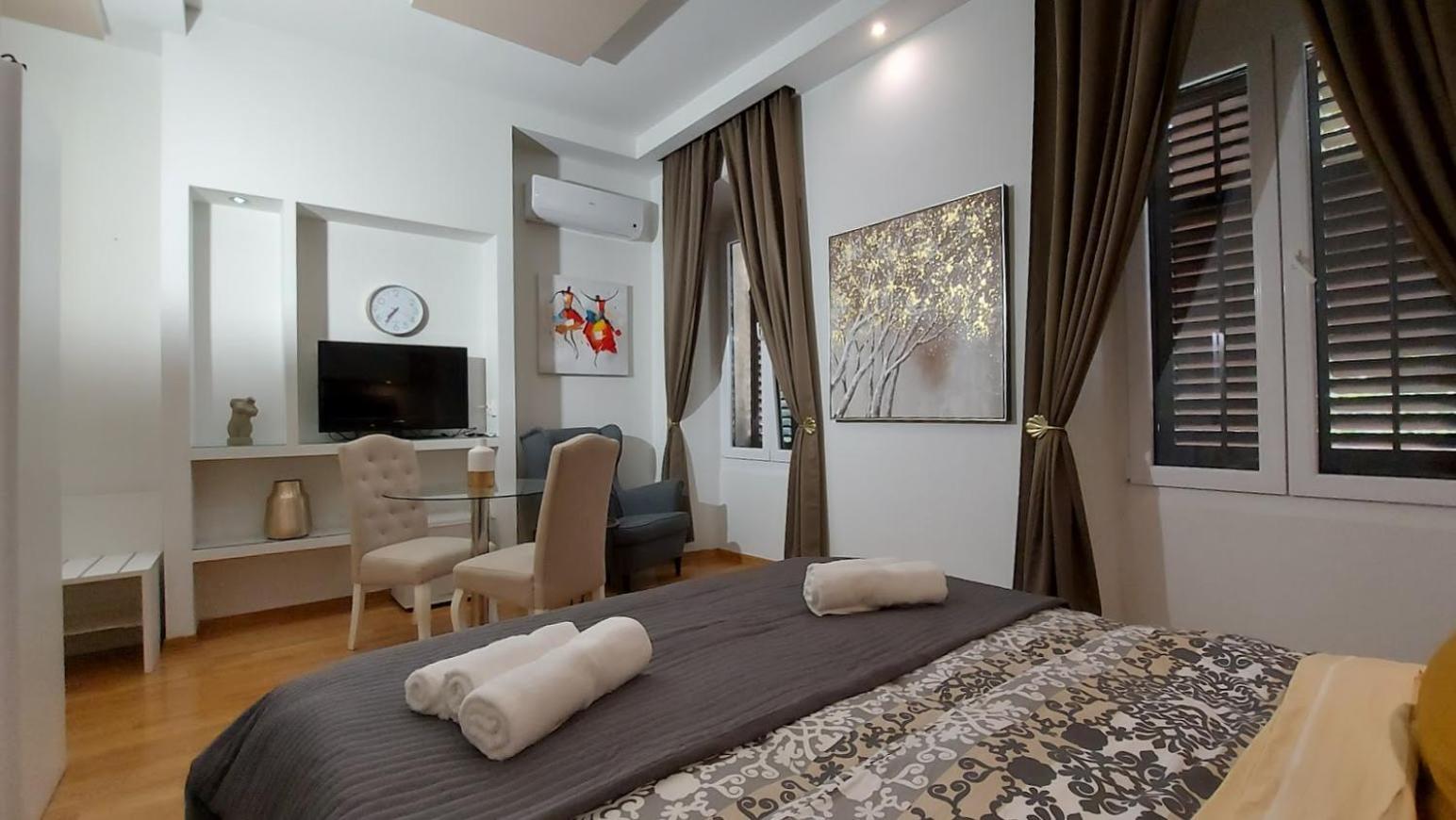 City Center Lodge Пула Екстер'єр фото